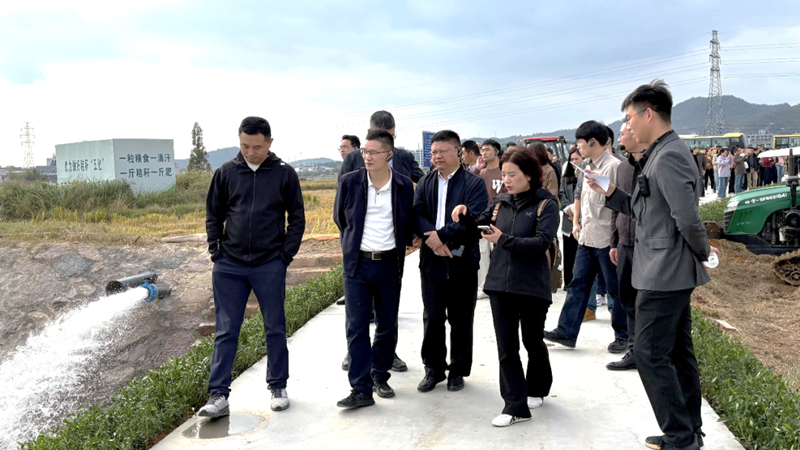 農(nóng)田退水&ldquo;零直排&rdquo;與秸稈綜合利用現(xiàn)場(chǎng)會(huì)在浙農(nóng)科技金華永康&ldquo;萬(wàn)畝方&rdquo;項(xiàng)目舉行